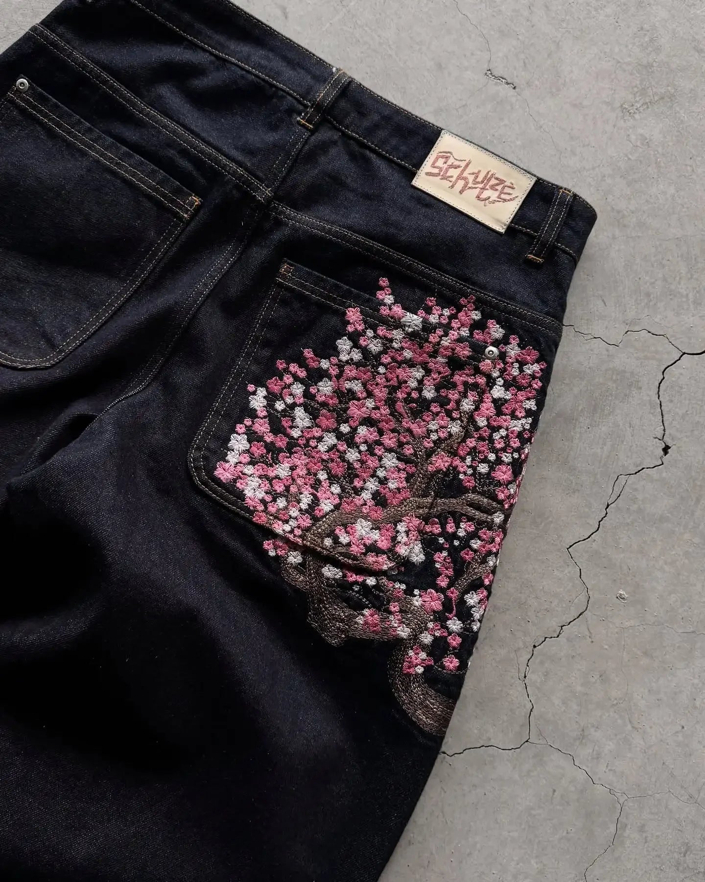 Derschutze-pantalones vaqueros con bordado de flores de cerezo para mujer, Vaqueros de pierna ancha rectos holgados Vintage Y2k, ropa de calle para hombre
