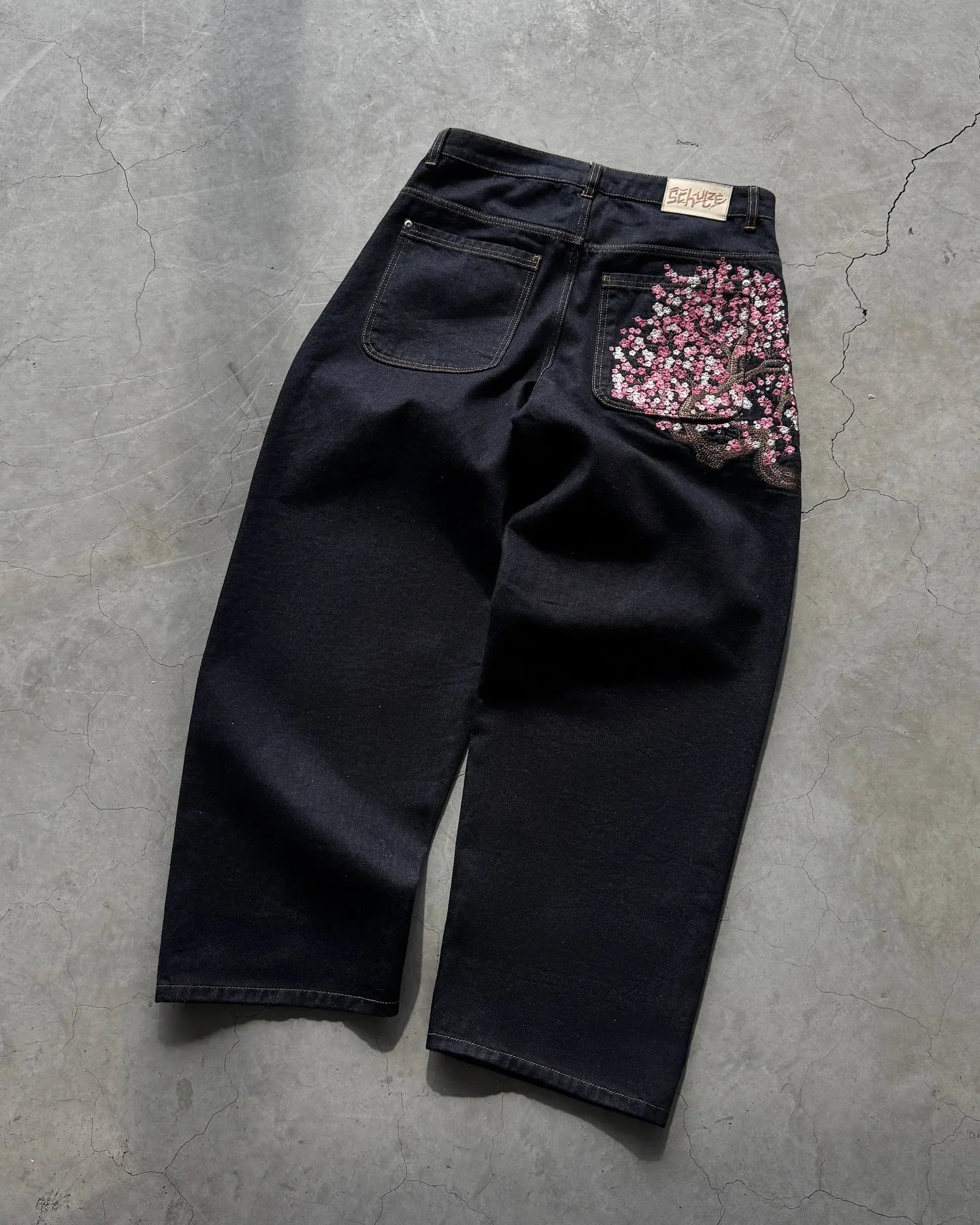 Derschutze-pantalones vaqueros con bordado de flores de cerezo para mujer, Vaqueros de pierna ancha rectos holgados Vintage Y2k, ropa de calle para hombre